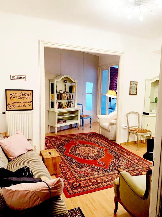 Cargo Rooms And Apartment Budapest Exterior photo