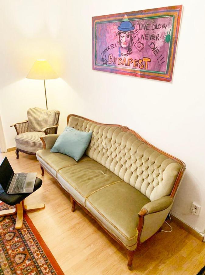 Cargo Rooms And Apartment Budapest Exterior photo